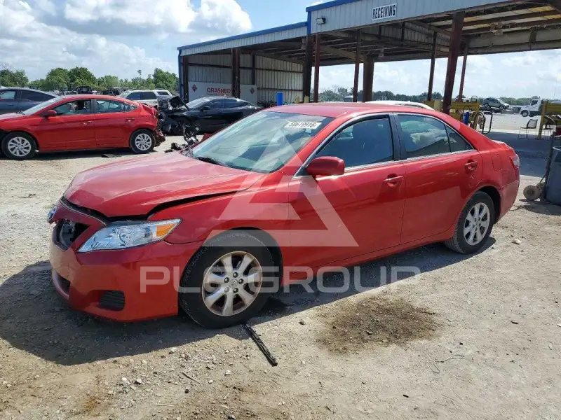 2011 Toyota CAMRY фото