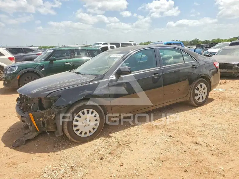 2011 Toyota CAMRY фото