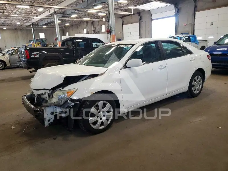 2011 Toyota CAMRY фото