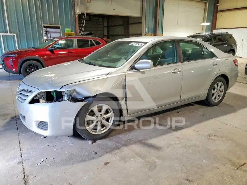 2011 Toyota CAMRY photo