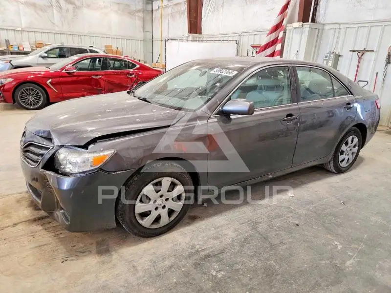 2011 Toyota CAMRY photo