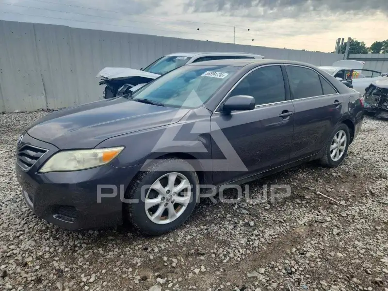2011 Toyota CAMRY photo