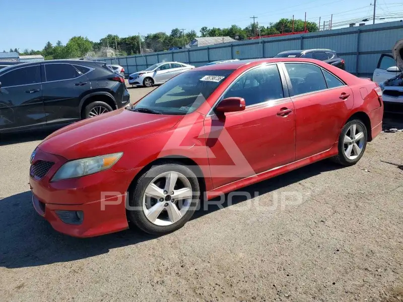 2011 Toyota CAMRY фото