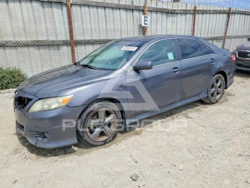 2011 Toyota CAMRY фото