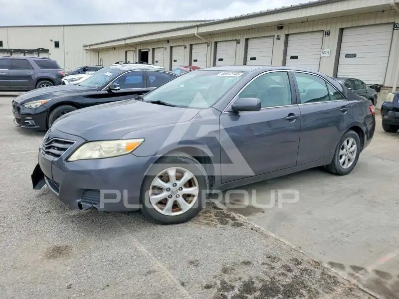 2011 Toyota CAMRY фото