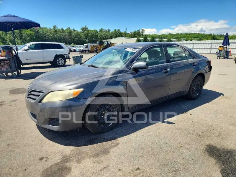 2011 Toyota CAMRY фото