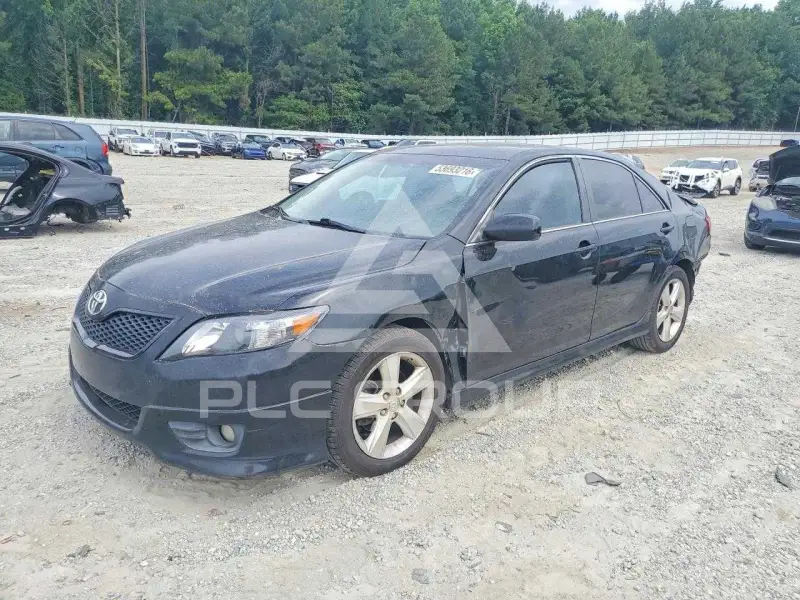 2011 Toyota CAMRY фото