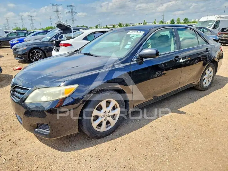2011 Toyota CAMRY фото