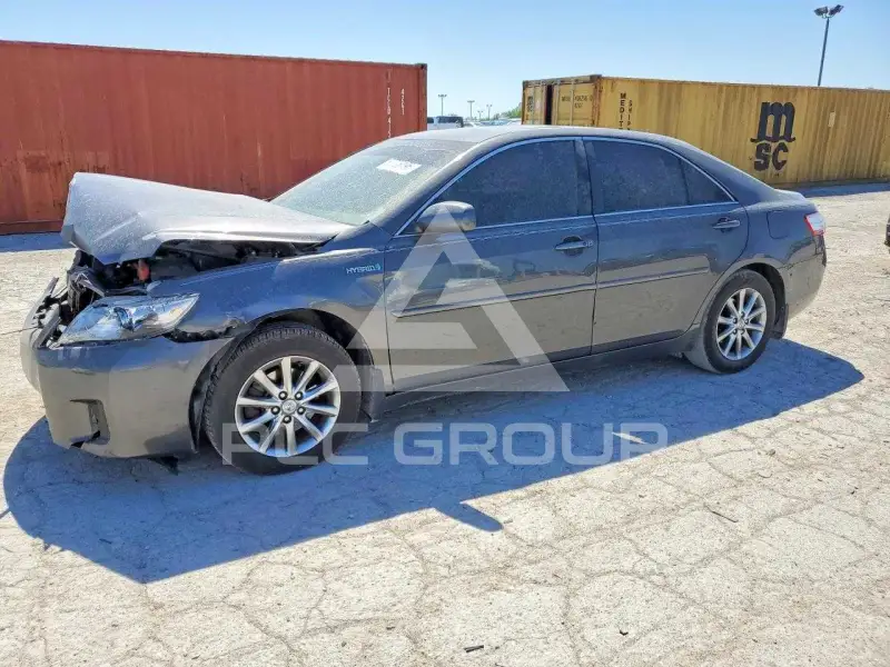 2011 Toyota CAMRY фото