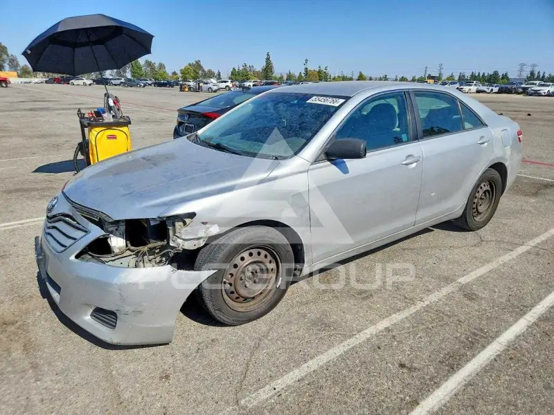2011 Toyota CAMRY фото