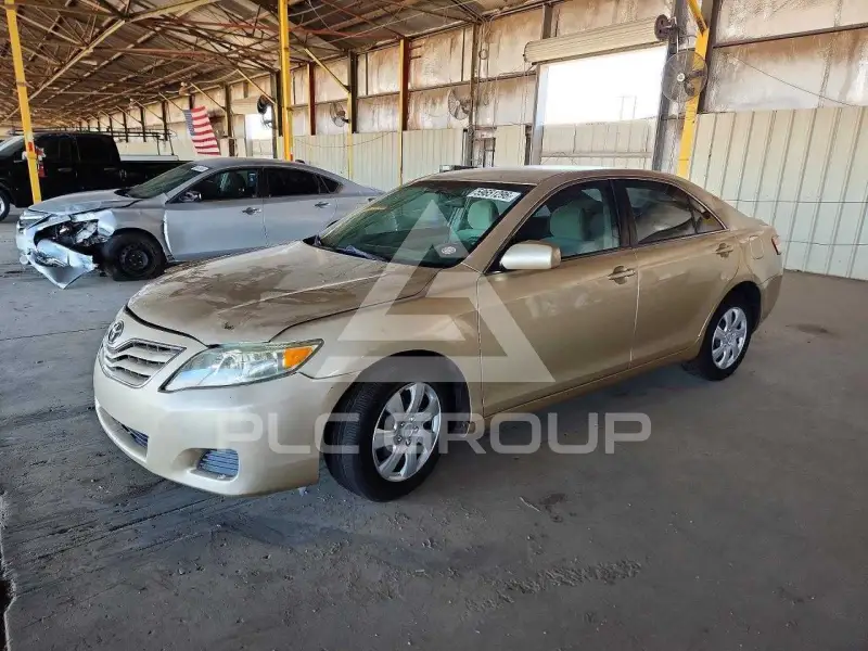 2011 Toyota CAMRY photo