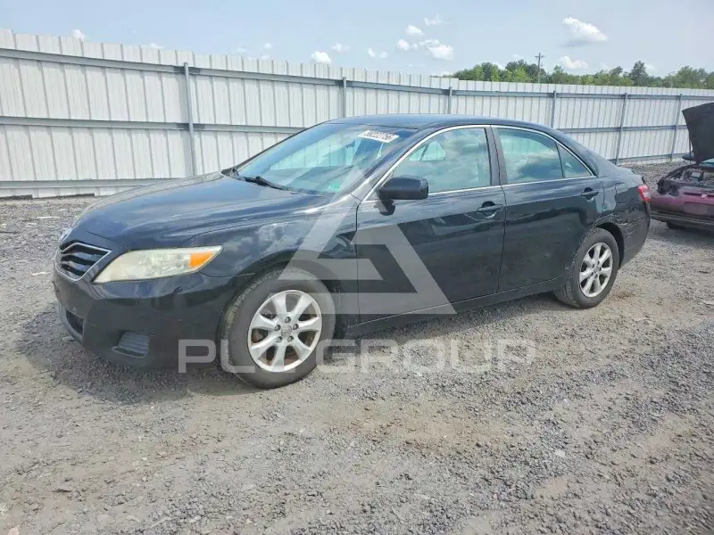 2011 Toyota CAMRY photo