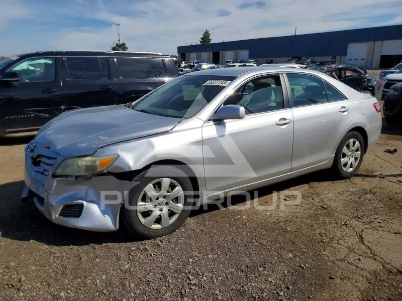 2011 Toyota CAMRY photo