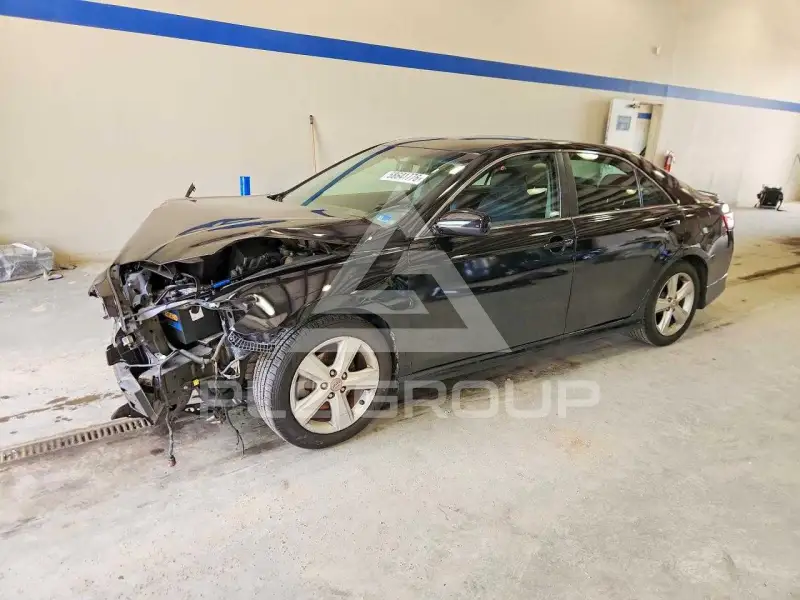 2011 Toyota CAMRY фото