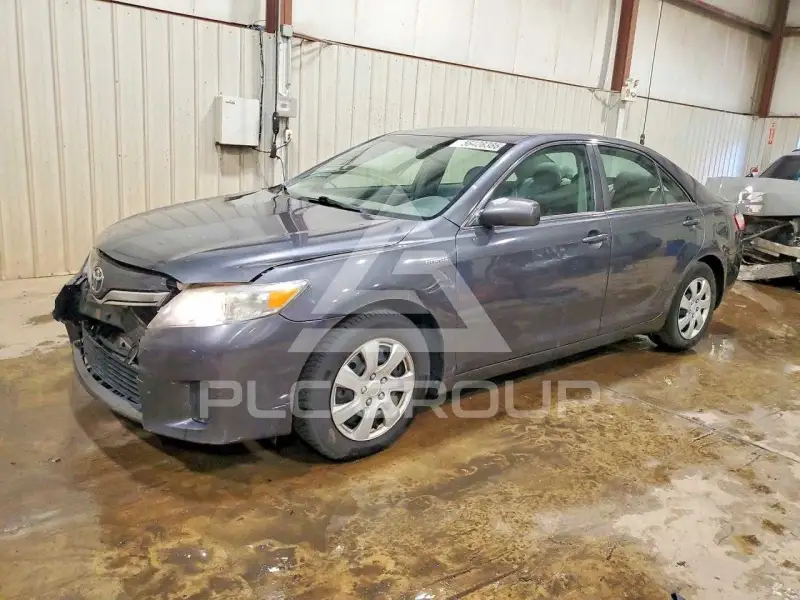 2011 Toyota CAMRY фото