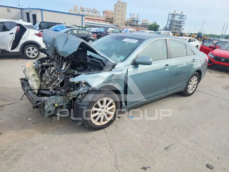 2011 Toyota CAMRY photo