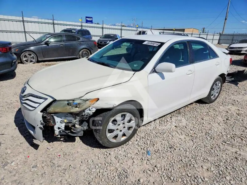 2011 Toyota CAMRY photo
