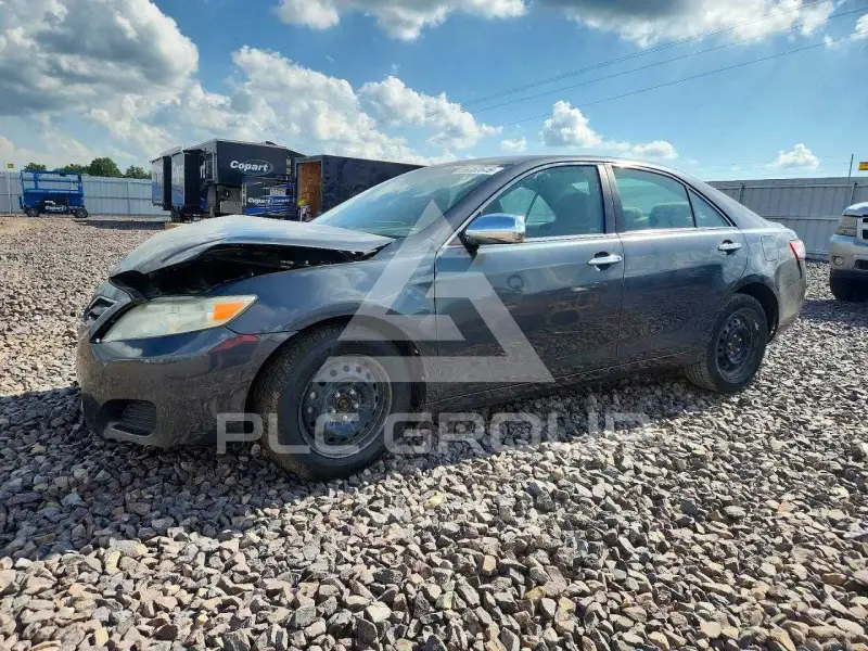 2011 Toyota CAMRY фото