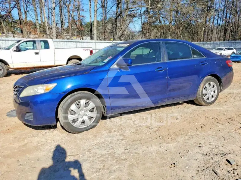 2011 Toyota CAMRY фото
