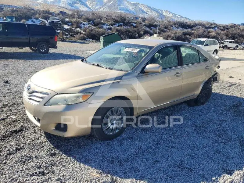2011 Toyota CAMRY фото