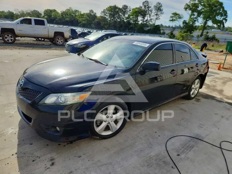 2011 Toyota CAMRY фото