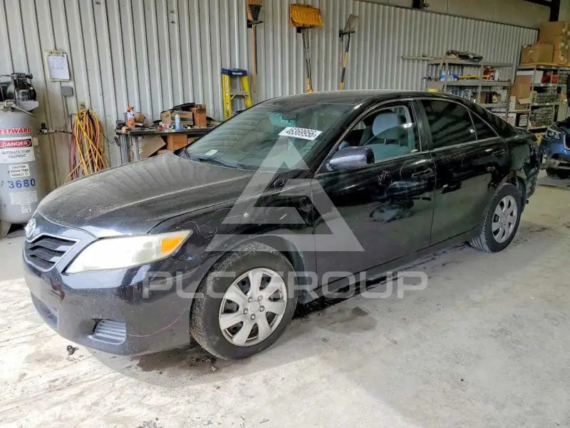 2011 Toyota CAMRY фото