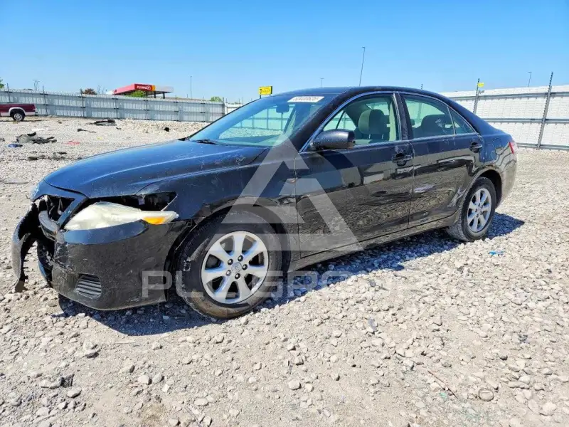 2011 Toyota CAMRY фото