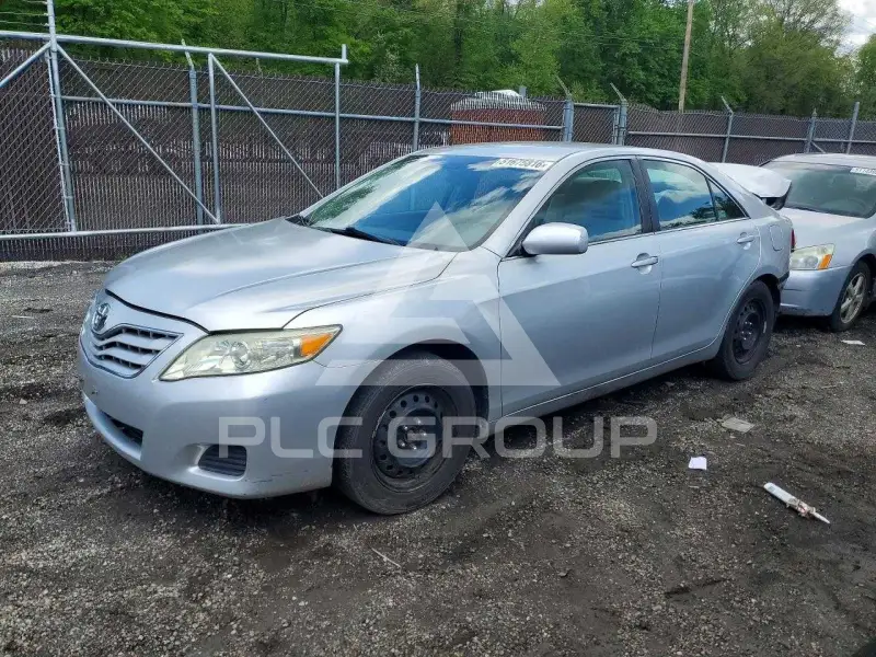 2011 Toyota CAMRY photo