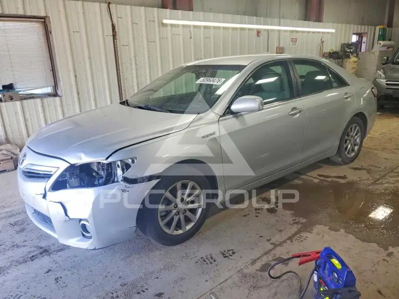 2011 Toyota CAMRY фото