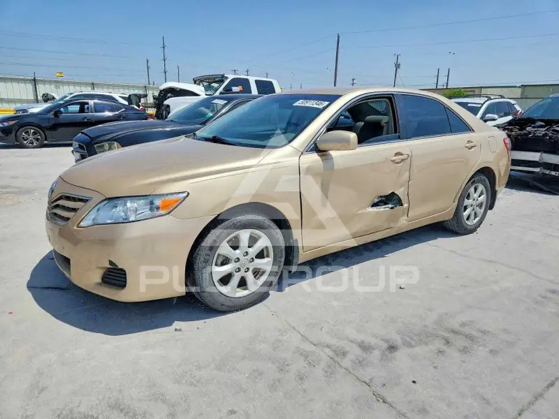 2011 Toyota CAMRY фото