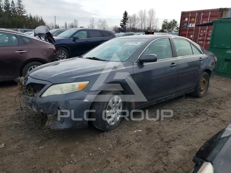 2011 Toyota CAMRY фото
