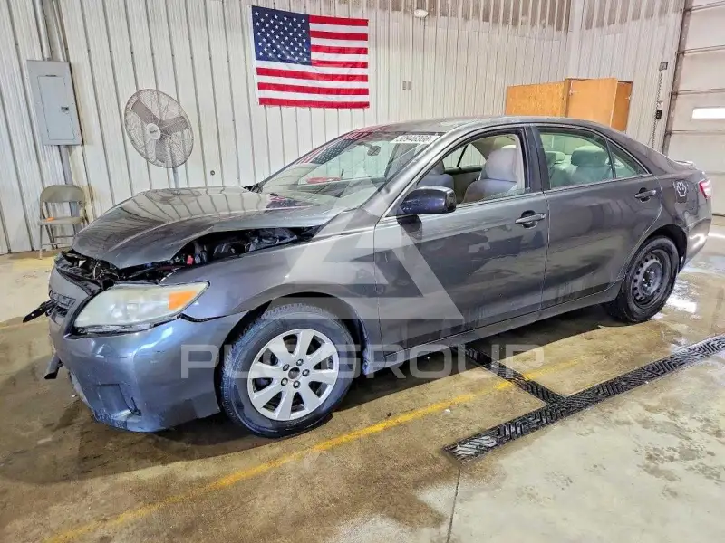 2011 Toyota CAMRY фото