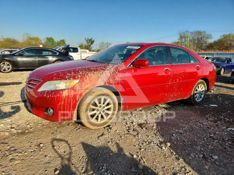 2011 Toyota CAMRY фото