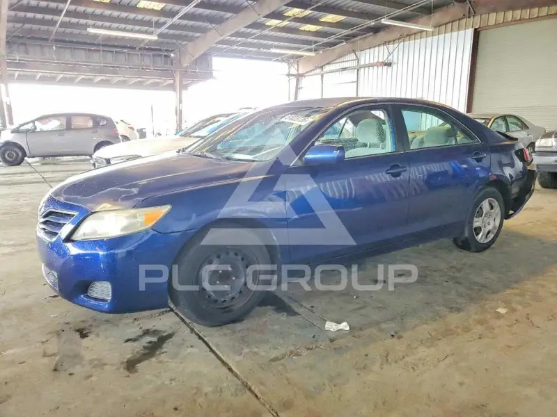 2011 Toyota CAMRY фото