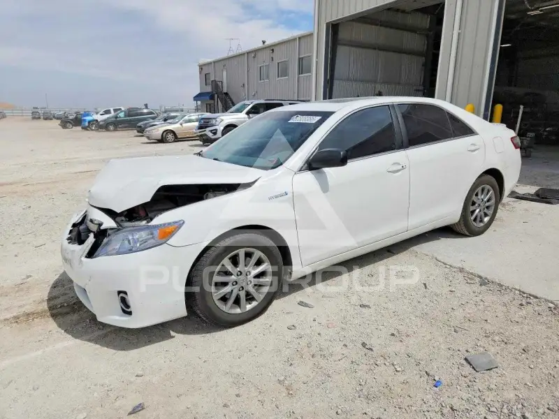 2011 Toyota CAMRY фото