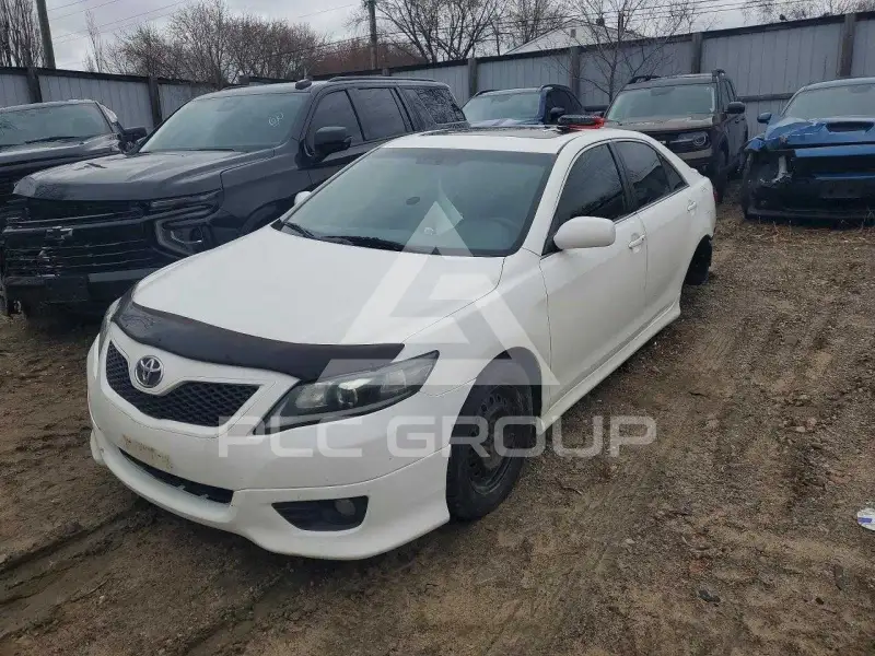 2011 Toyota CAMRY фото
