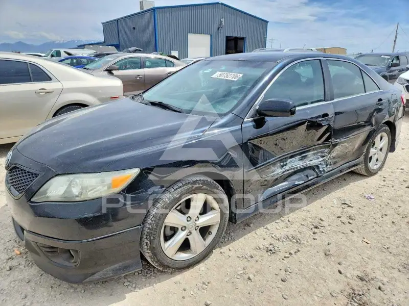 2011 Toyota CAMRY фото