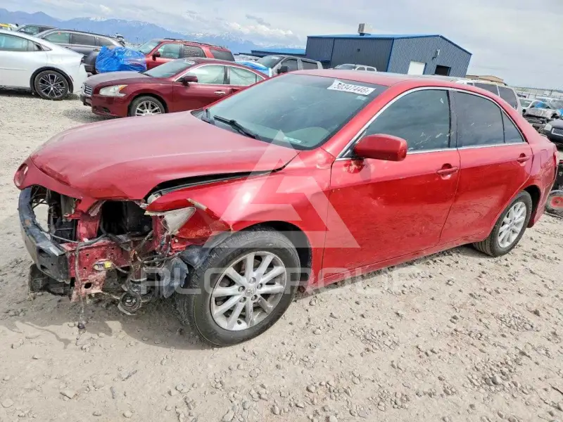 2011 Toyota CAMRY фото
