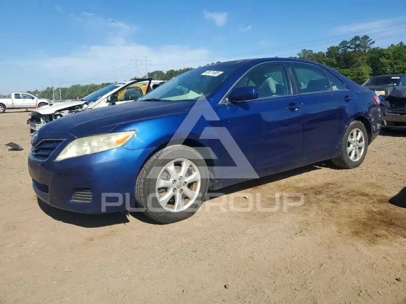 2011 Toyota CAMRY фото