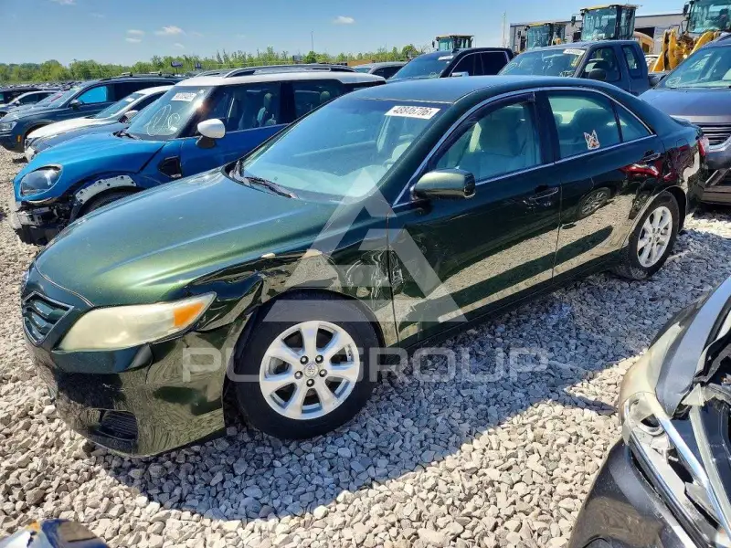 2011 Toyota CAMRY фото