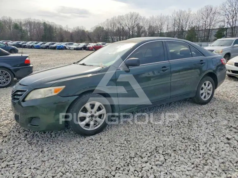 2011 Toyota CAMRY фото