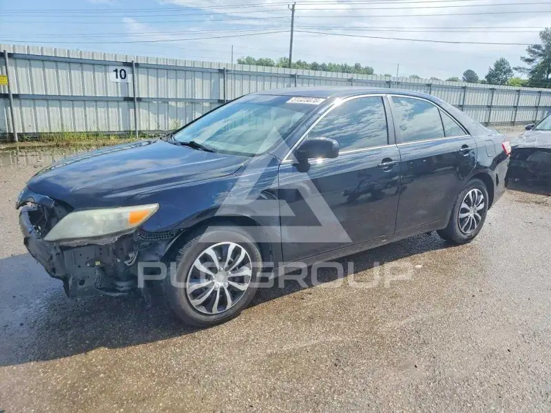 2011 Toyota CAMRY фото