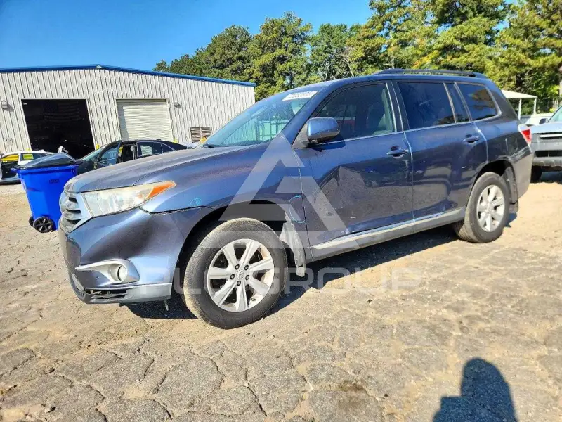 2011 Toyota Highlander photo