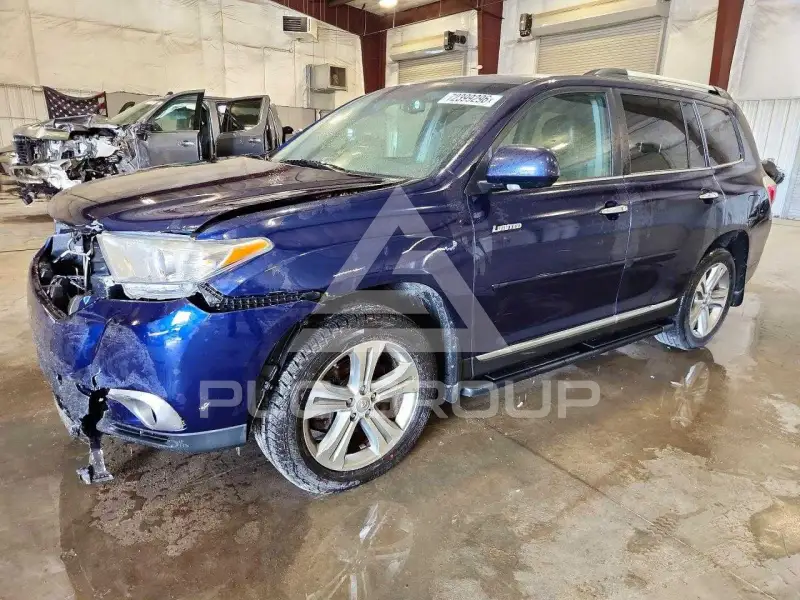 2011 Toyota Highlander photo
