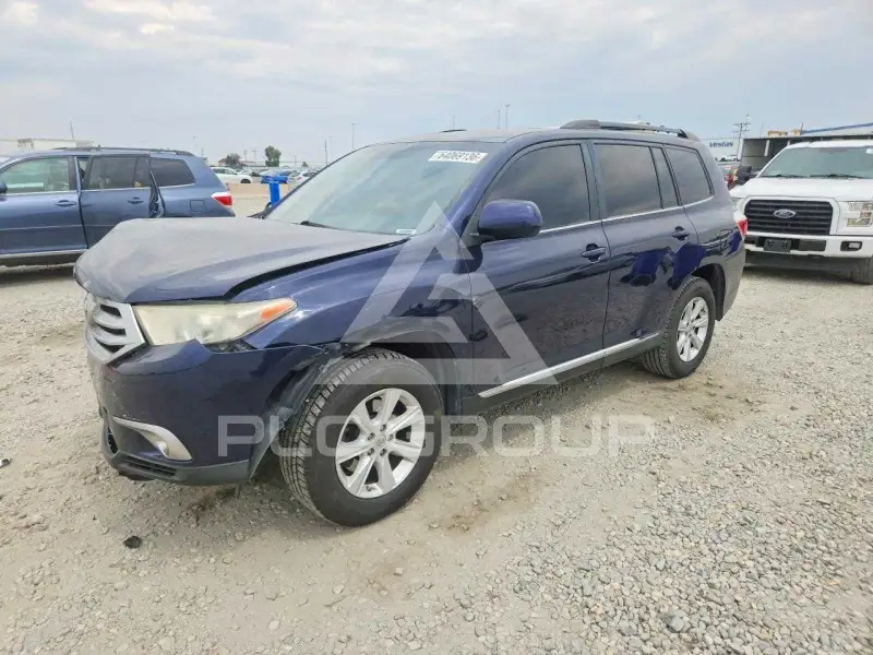 2011 Toyota Highlander photo