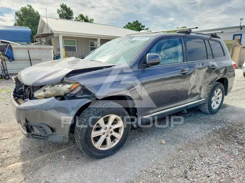 2011 Toyota Highlander фото