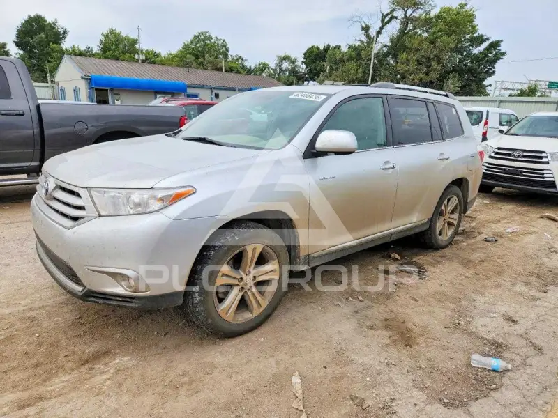 2011 Toyota Highlander фото