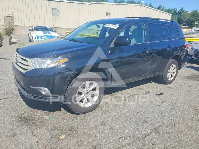 2011 Toyota Highlander фото
