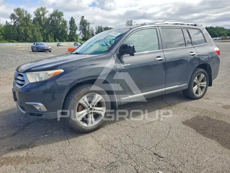 2011 Toyota Highlander photo