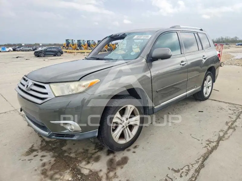 2011 Toyota Highlander photo